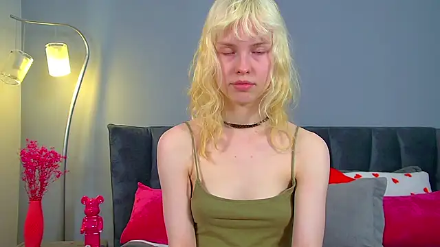 HannahHollis' Live XXX Chat