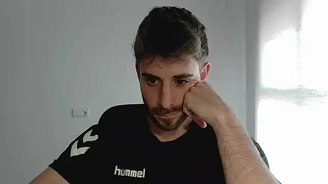 vargas90 在線直播表演