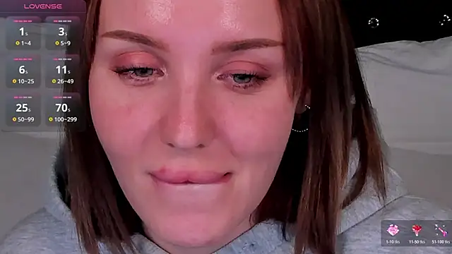 LianaFord's Live XXX Chat