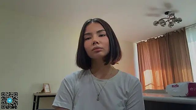 Chat +18 de MarylnMonnier ao vivo