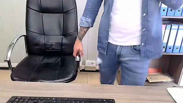 Evasionee Webcam Show