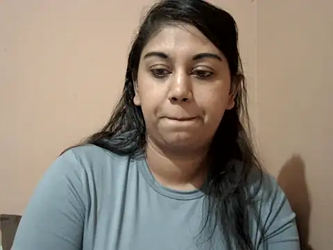 bellachow10's Live XXX Chat