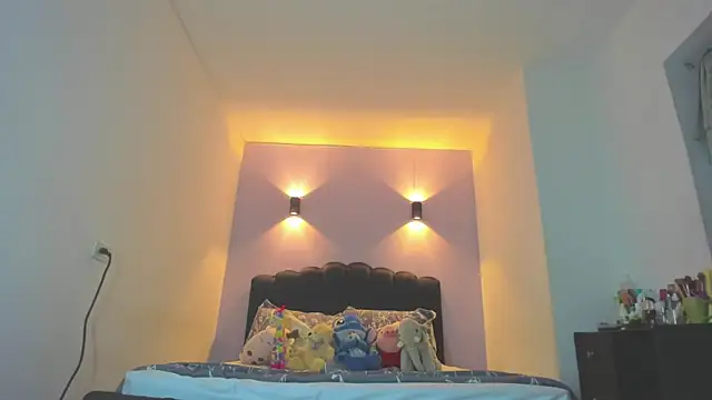 Sofia_Clauss_ Obrolan Langsung XXX