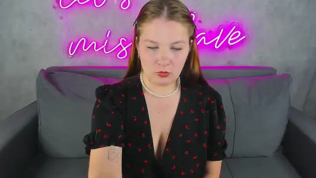 Virginia_Robinson Live XXX-Chat