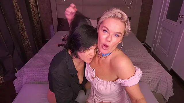 PleasureWeCouple Chat XXX live