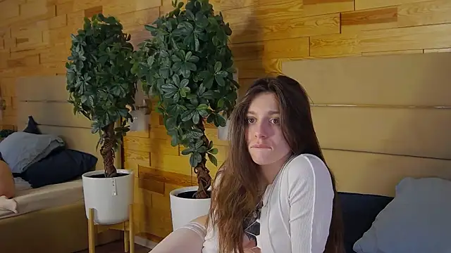 Eileen_Elfie Webcamshow