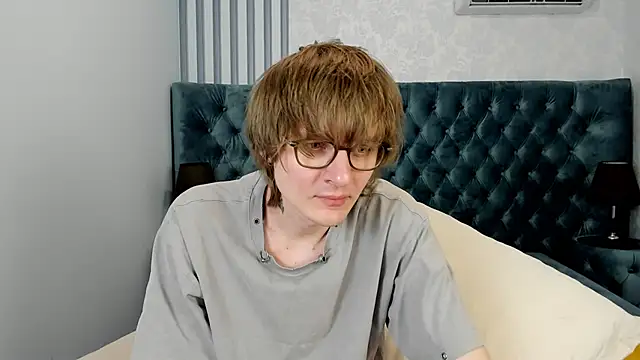 TaylerBev webcam show