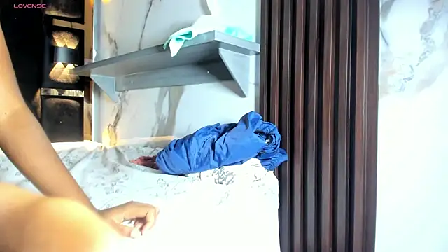 ebony_marchのライブXXXチャット