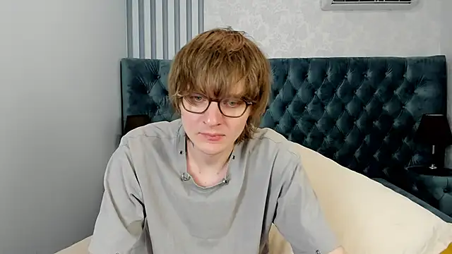 TaylerBev 网络视讯表演