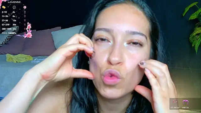 Noaah25_ Chat XXX in diretta