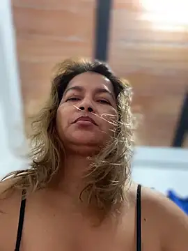 Jlo_69's Live XXX Chat