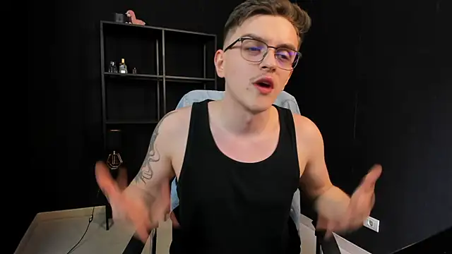 FelixStarkk 网络视讯表演