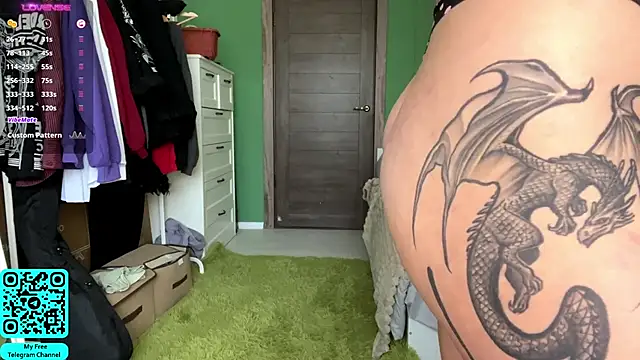 Chatroom XXX en direct de MadalynNosel