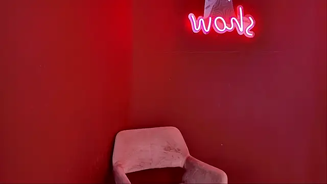 XXX chat uživo modela AlmaSound