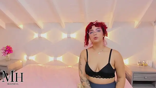 MizzHell Chat XXX in diretta