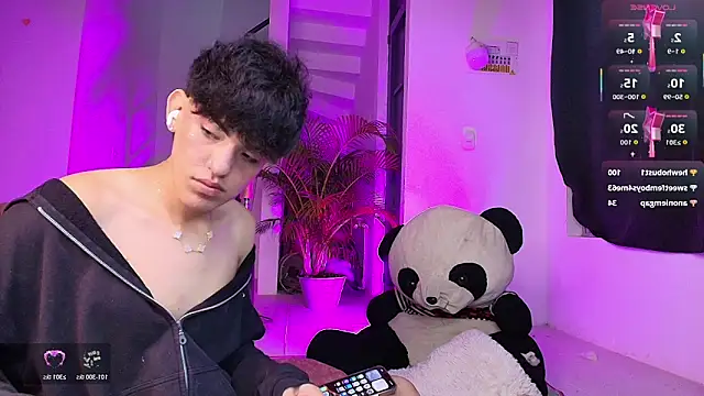 Chat +18 de max_femboy ao vivo