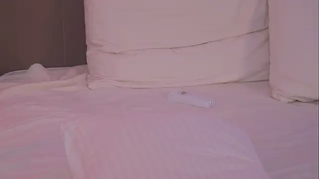 XXX chat uživo modela MeganStrane