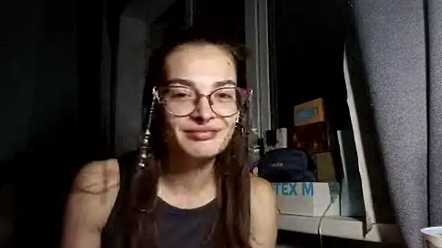 AndreaAbo's Live XXX Chat