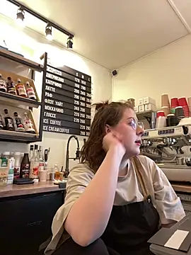 Chat XXX ao vivo de cinnabon_