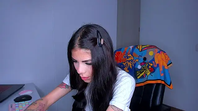 Онлайн чат XXX Lisegg_