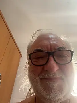 EroticVenetian Show in webcam