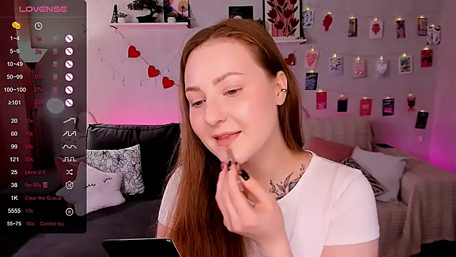 velvet_cherry_ – Live XXX-chat