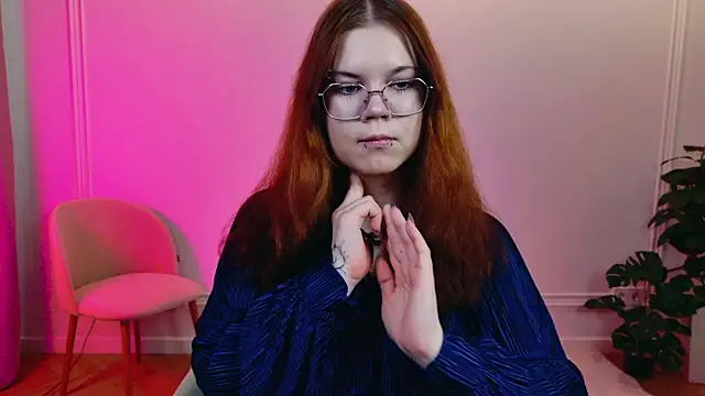 A_Lot_of_Bunny's Webcam Show