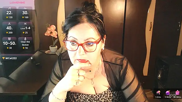 exiMIlf 即時 XXX 聊天