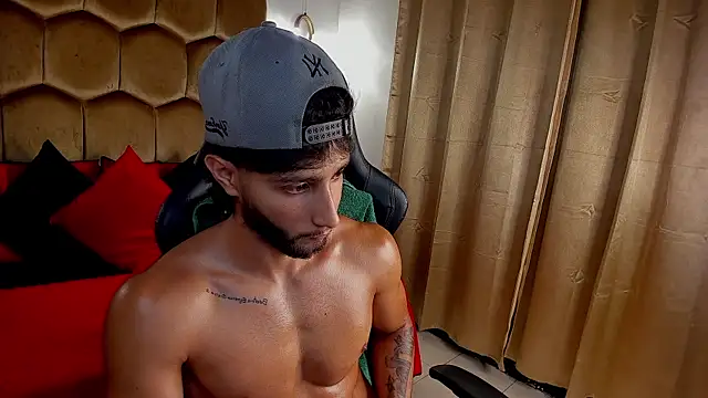 Emmet_CollinsJS Adlı Modelin Web Kamerası Şovu