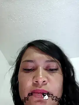 ebonysummer_ Chat XXX live