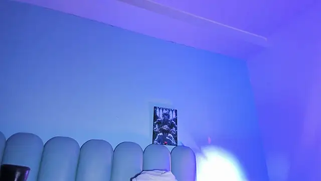 XXX chat uživo modela littless_angel