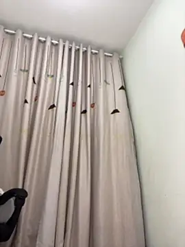 Liliya-77's Live XXX Chat