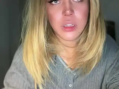 caligirlnikita Pertunjukan Webcam