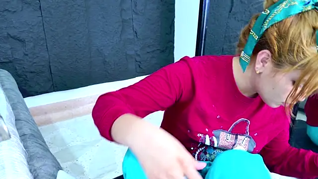 Chat +18 de LizzyOlsen ao vivo