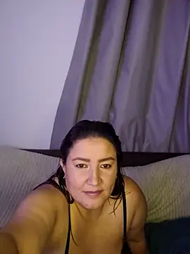 kitty_84 Chat XXX in diretta