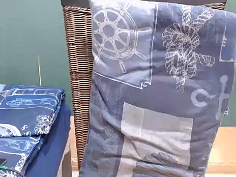 CreamyTea: απευθείας συνομιλία ΧΧΧ