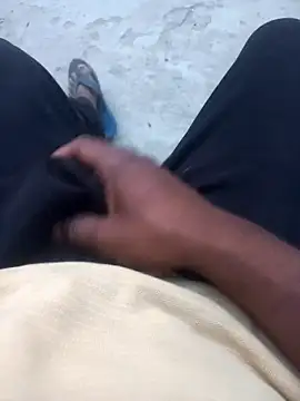 Živý XXX chat FinableKnee