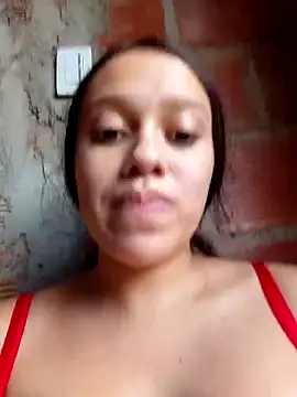 Show modela lachiki_plus na web-kameri