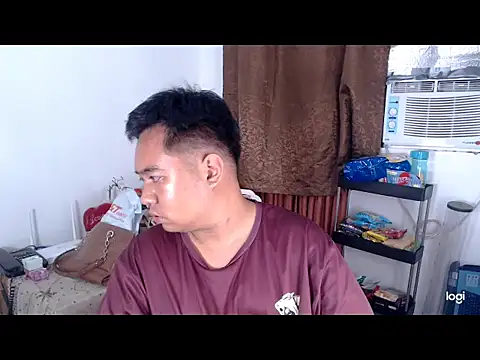 cutejohn Pertunjukan Webcam