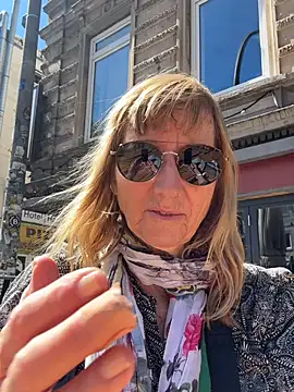 MatureKim Live XXX-Chat