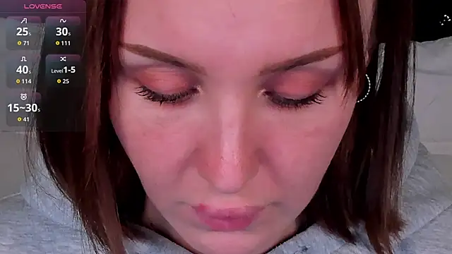 LianaFord Adlı Modelin Canlı XXX Sohbeti