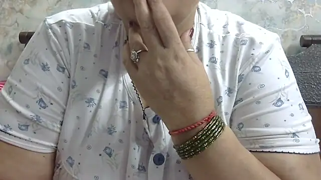 Kavya_XX Live XXX Chat