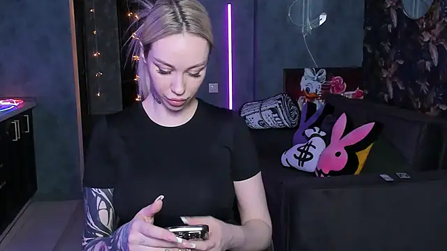 Živý XXX chat Blckmirrorr