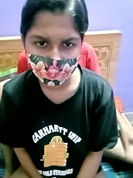 Show modela Jerin_Couple61 na web-kameri