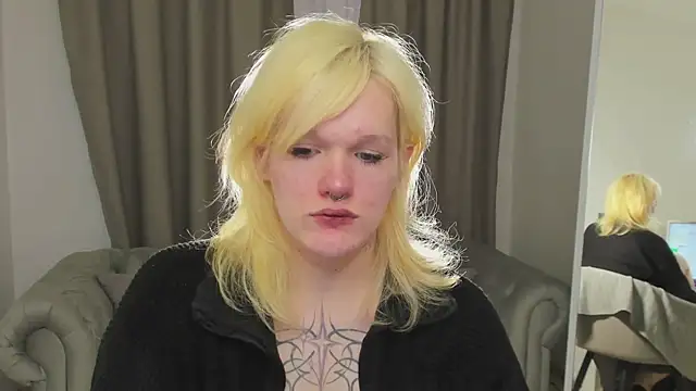 Lollita_Morgan Show in webcam