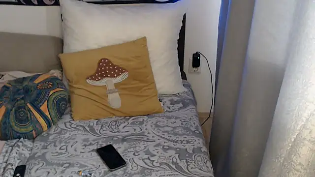 Chat XXX ao vivo de AlienforTwenty