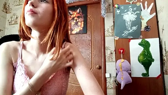 SirenFrost live XXX chat