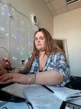 Chat XXX en directo de Juicy_PeachLux