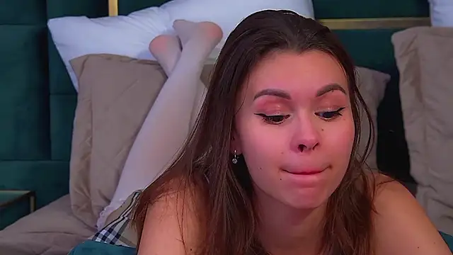 Chat +18 de PollyLanders ao vivo