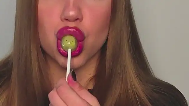 DelenaRines 即時 XXX 聊天